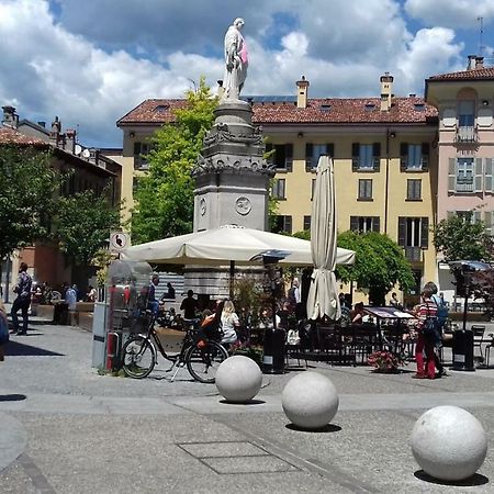 Appartamento Piazza Mazzini Lake Como Exterior foto